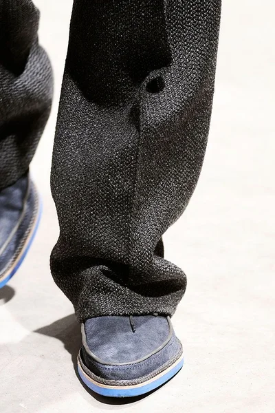 Look 77